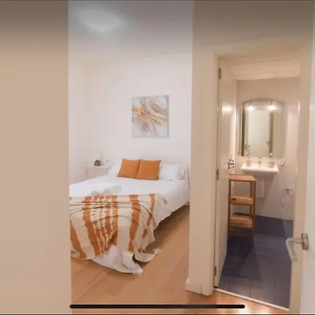 Apartment Beach, History And Center In One *